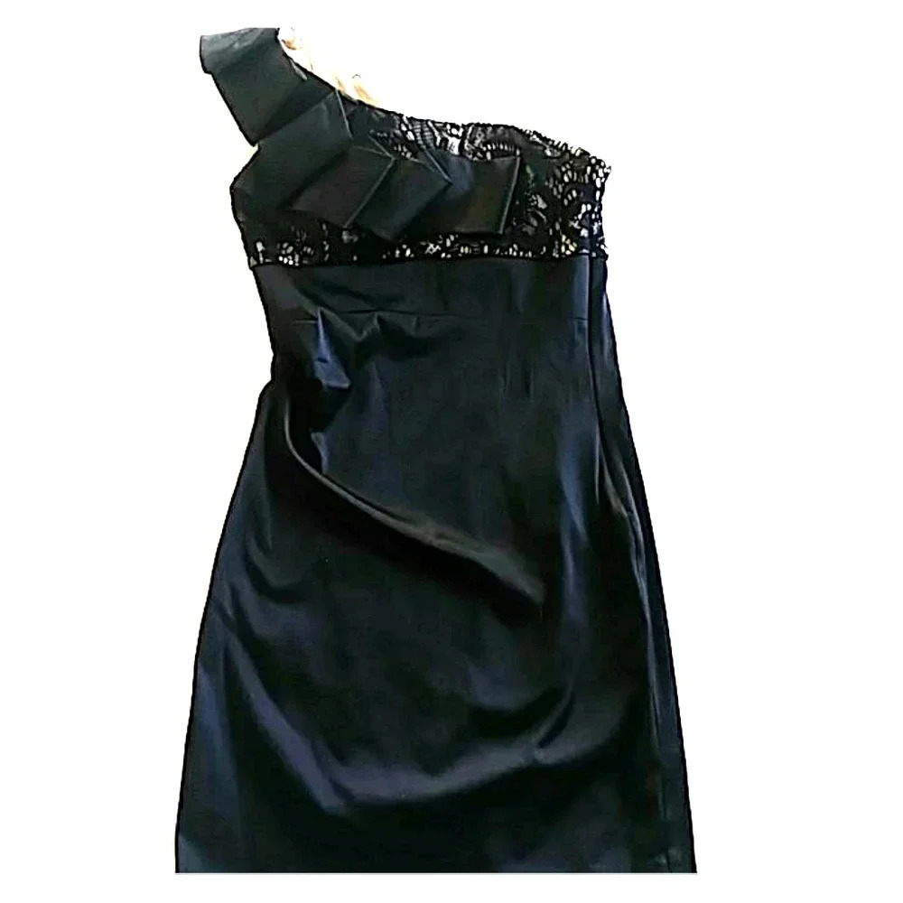 Verict Black Lace‎ One Shoulder Dress